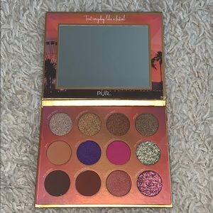 PÜR Festival eyeshadow palette